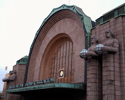 _DSC0096 The railway station in Helsinki.
