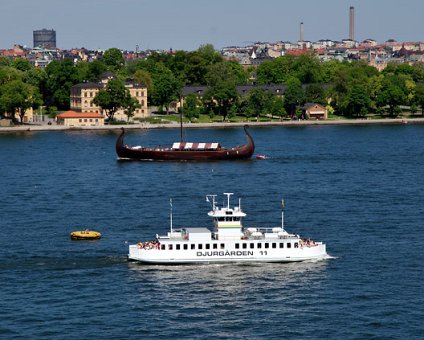 _DSC0031 Viking boat and Djurgårdsfärja (ferry boat).