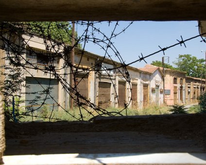 _DSC0005 View into the buffer zone in Lefkosia.