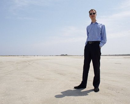 _DSC0016 Arto at a salt lake near Limassol.