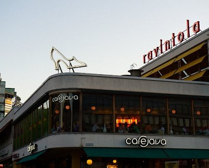 _DSC0140 café Java in Helsinki in the evening.