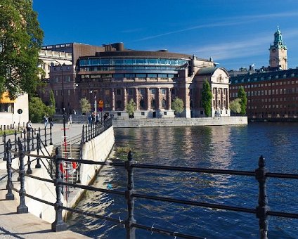 _DSC0012 View of the parliament building in Stockholm.