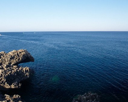 _DSC0077 View over the clear blue water at Cavo Greco.