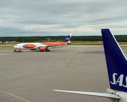 _DSC0002 View from the lounge at Arlanda airport. The Airbus being towed to the gate.