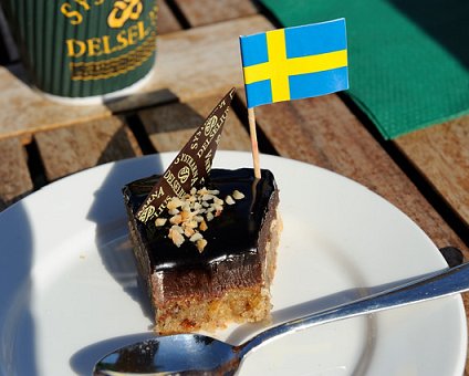 _DSC0053 Cake at the café at Grisslinge havsbad.