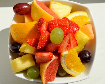 _DSC0018 Fruit in the hotel room.