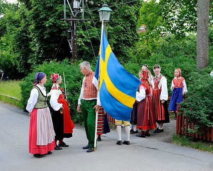 _DSC0010 Band with Swedish national costumes.