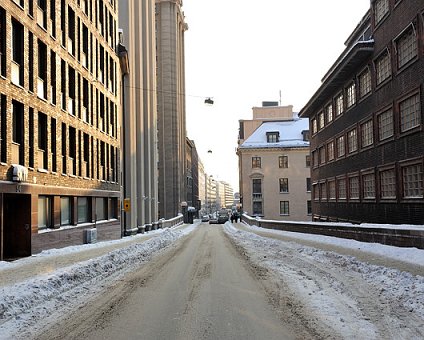 _DSC0018 Snow on the streets of Stockholm.