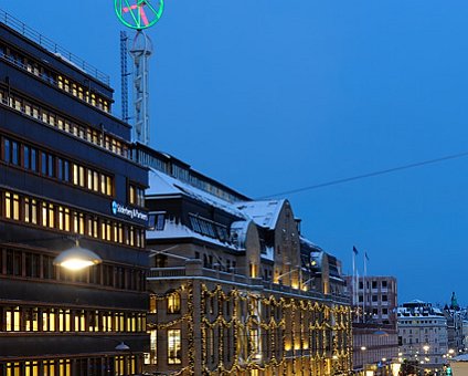 _DSC0048 Kungsgatan and NK department store on a cold November day.