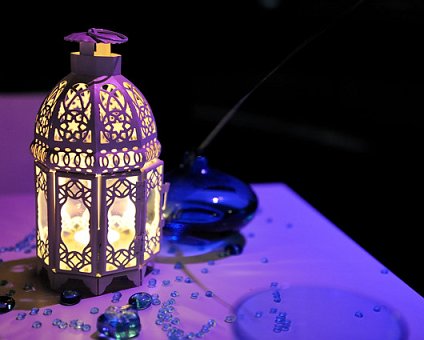 _DSC0070 Lantern on the table at the Guru bar and restaurant.