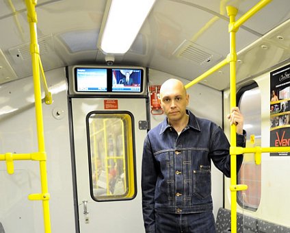 _DSC0017 Markos on the U-bahn going to Alexanderplatz.