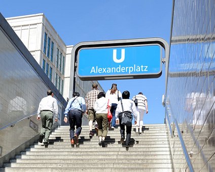 _DSC0028 At Alexanderplatz.