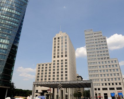 _DSC0033 At Potsdamer Platz.