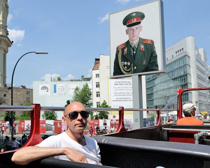 _DSC0069 Passing by Checkpoint Charlie with the sightseeing bus.