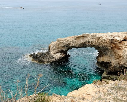 _DSC0015 A natural bridge.