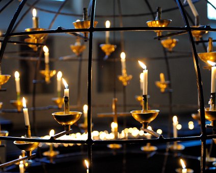 _DSC0089 Candles in Storkyrkan.