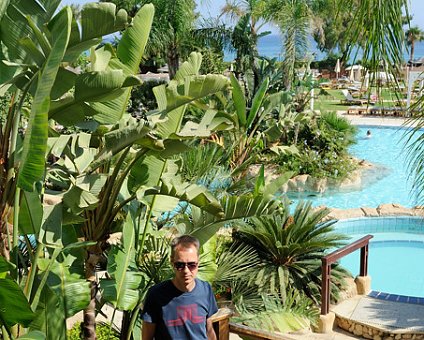 _DSC0003_1 Arto at Capo Bay Hotel.