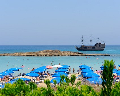 _DSC0020 View from the sunlounger.