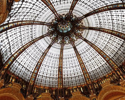 _DSC0010 The dome (coupole) at Galeries Lafayette department store.