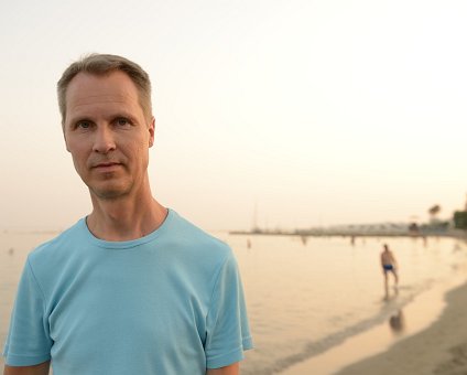 _DSC0035 Arto by the beach in Limassol at sunset.