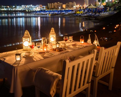 _DSC0059 Dinner for two on the beach. Time for dessert.