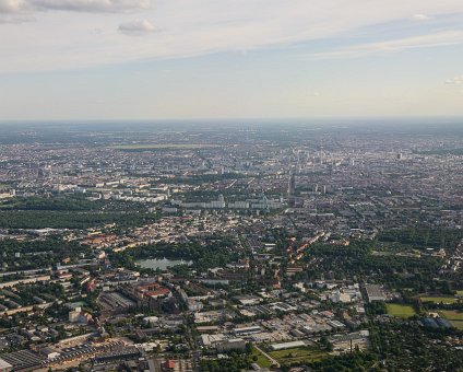 _DSC0040 View of central Berlin, on the approach to Tegel airport.