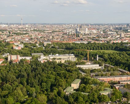 _DSC0060 View of central Berlin, on the approach to Tegel airport.