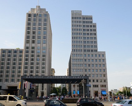 _DSC0146 At Potsdamer Platz.