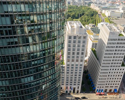 _DSC0161 View above Potsdamer Platz, the Deutsche Bahn building to the left.