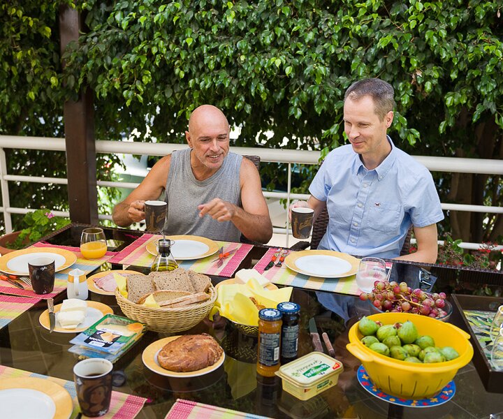 _DSC0005 Nicos and Arto having breakfast.