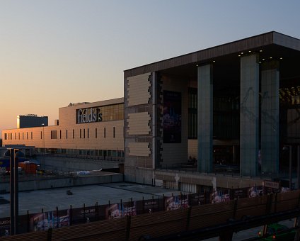 _DSC0223 View of Field's shopping mall in Ørestad.