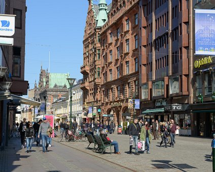 _DSC0002 A sunny day in Malmö city center.