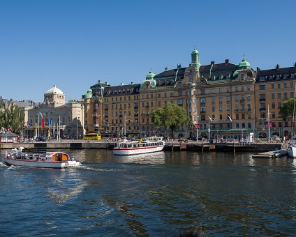 _DSC0013 View of Strandvägen, leaving from Nybrokajen for Sandhamn.