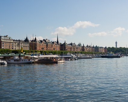 _DSC0024 View of Strandvägen, leaving from Nybrokajen for Sandhamn.