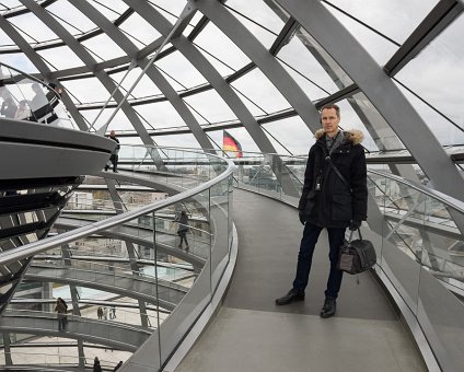 _DSC0092 Arto in the glass dome of the Reichstag building in Berlin.