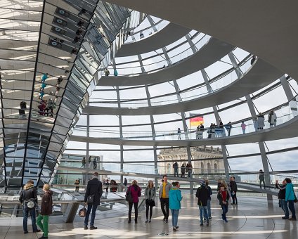_DSC8034 In the glass dome of the Reichstag building in Berlin.