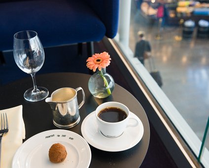_DSC9183 Delicious chocolate truffle with coffee at Pontus in the Air lounge at Arlanda airport.