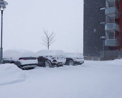 _DSC1809 Snow storm and big amounts of snow at Gärdet.