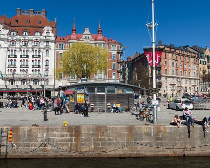 _DSC2950 At Strandvägen, going on a boat trip.