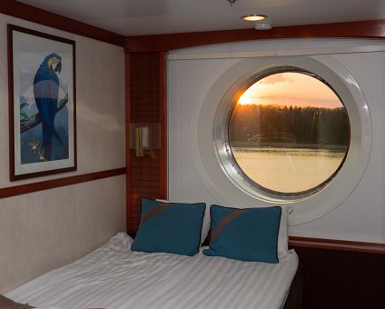 _DSC3230 Boat cabin.