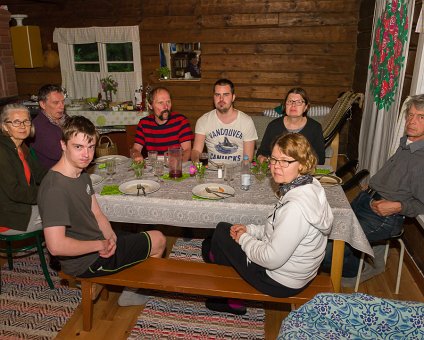 _DSC3608 Juha, Marja, Jarmo, Juhani, Arttu, Pirkko, Ilkka and Terttu after the dinner.