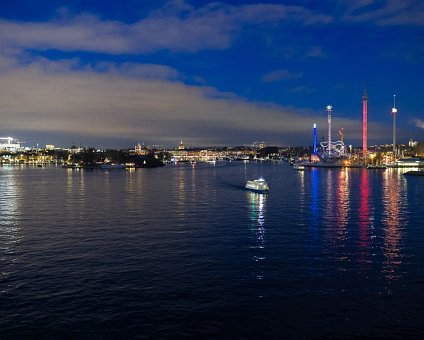 _DSC4046 View of Stockholm and Gröna Lund from Stadsgården before departure with the ship to Helsinki.