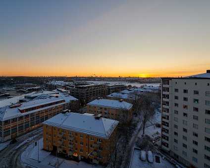 _DSC1639 Sunset in early afternoon in December, view from the apartment at Gärdet.