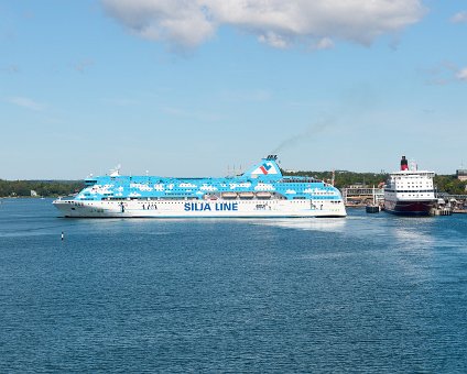 _DSC6304 Boat trip, arriving at Mariehamn.