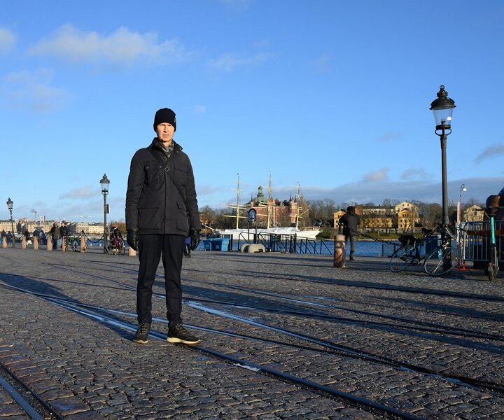 _DSC1521 Arto at Skeppsbron, in the low January sun.