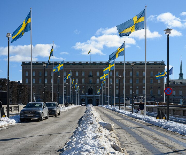 _DSC2566 View of the Royal Palace a sunny day in March.