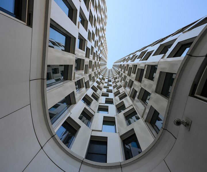 _DSC2741 High rise building in Berlin.