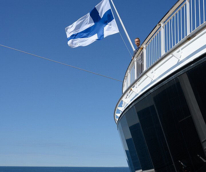 _DSC3919 Arto on the boat.