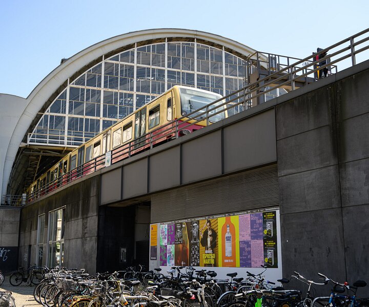 _DSC0224 At Alexanderplatz.