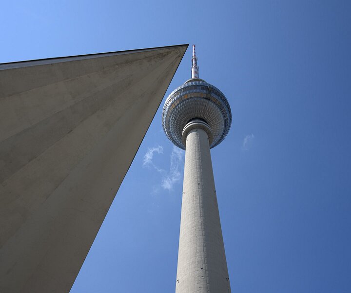 _DSC0226 The Berlin TV-Tower at Alexanderplatz.